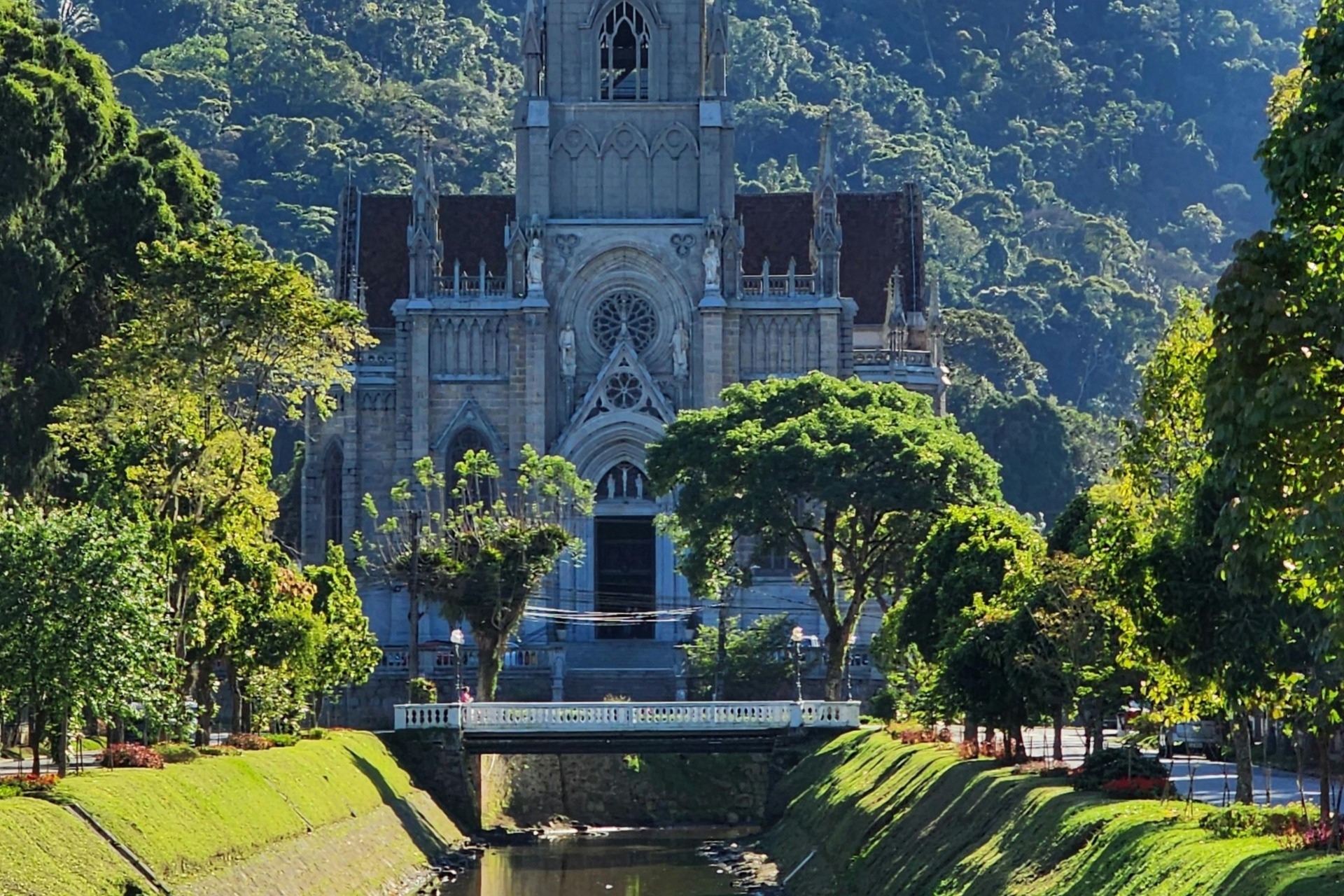Petrópolis, die Kaiserstadt Entdecken Sie die Geschichte unseres geliebten Brasiliens!